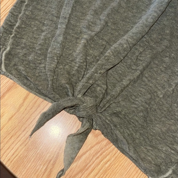 Cloth & Stone Top - Picture 3 of 4